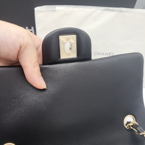 Brand new authentic Chanel classic mini flap. - Picture 5 of 16